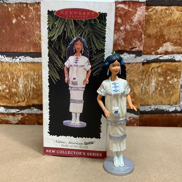 Barbie dolls of the world ornament 1996 - Picture 11 of 12